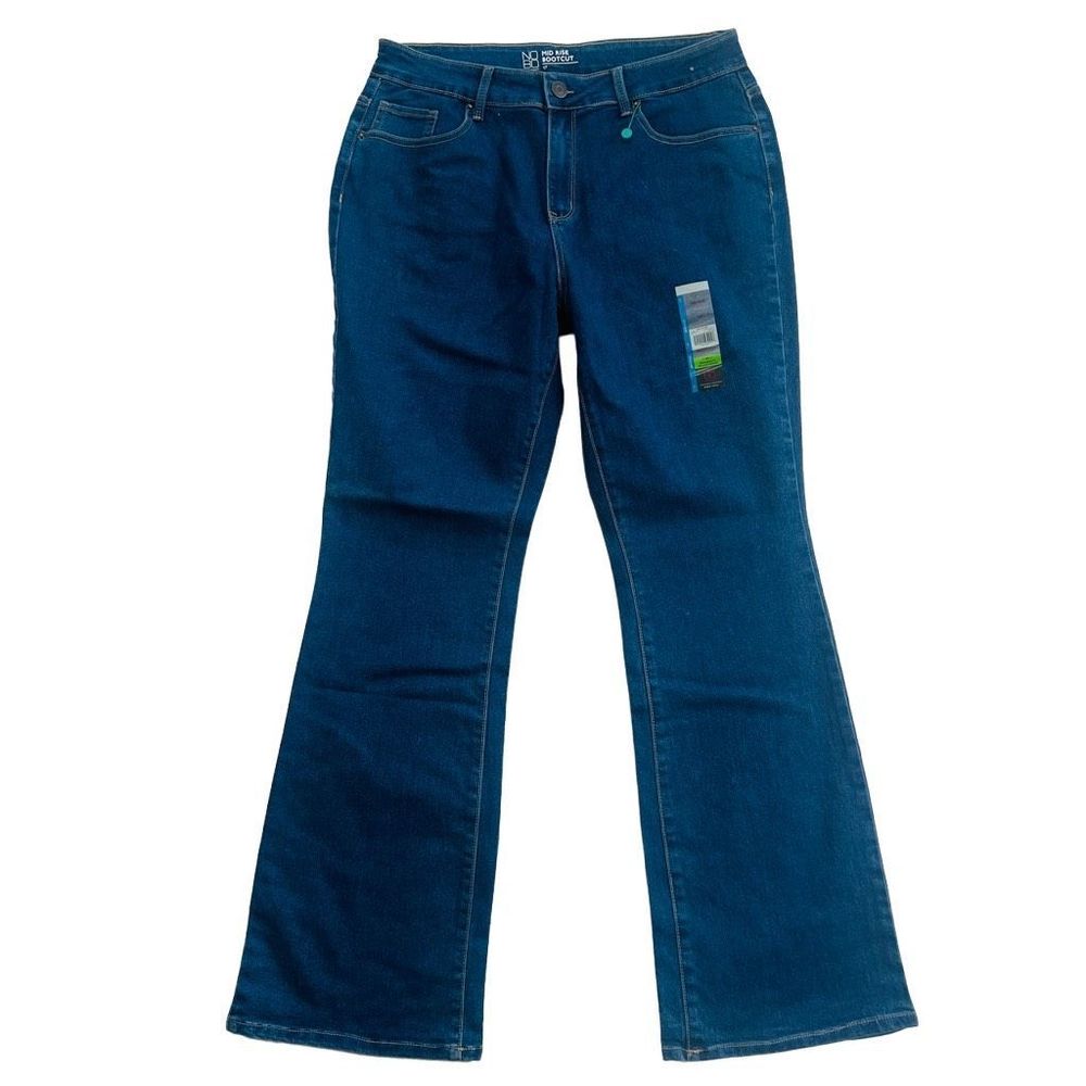 Juniors Plus Midrise Embroidered Boot Cut Stretch Dark Wash Blue Jeans Size 17